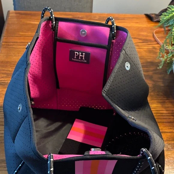 Parker & Hyde Black and Pink Tote Bag - Picture 8 of 12